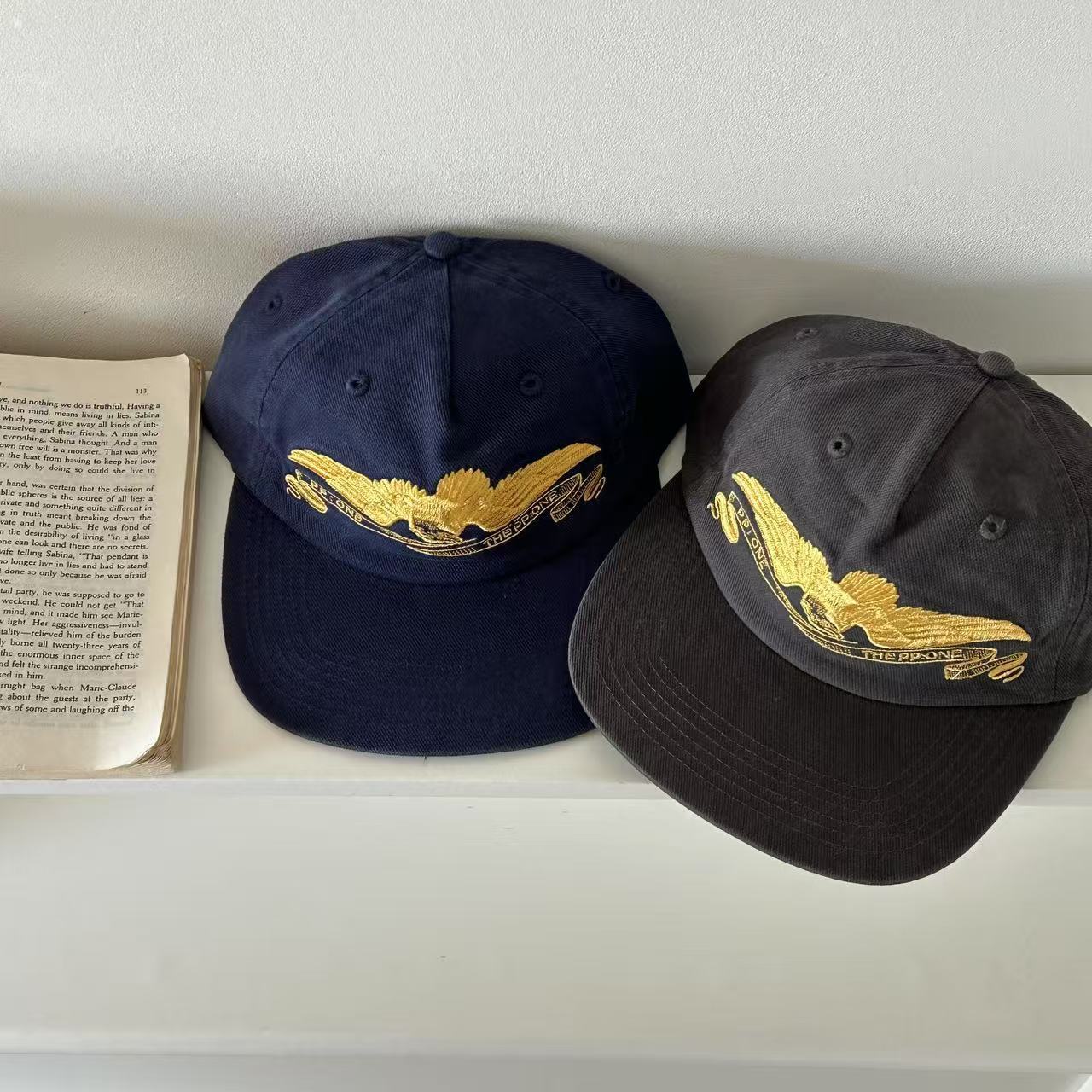 레트로 아메리칸 자수 헤비웨이트 소프트 탑 플랫 브림  - Snapback Hat Flat 리뷰 및 가격